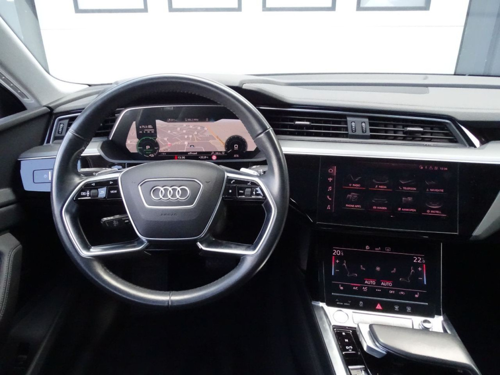 Audi E-tron