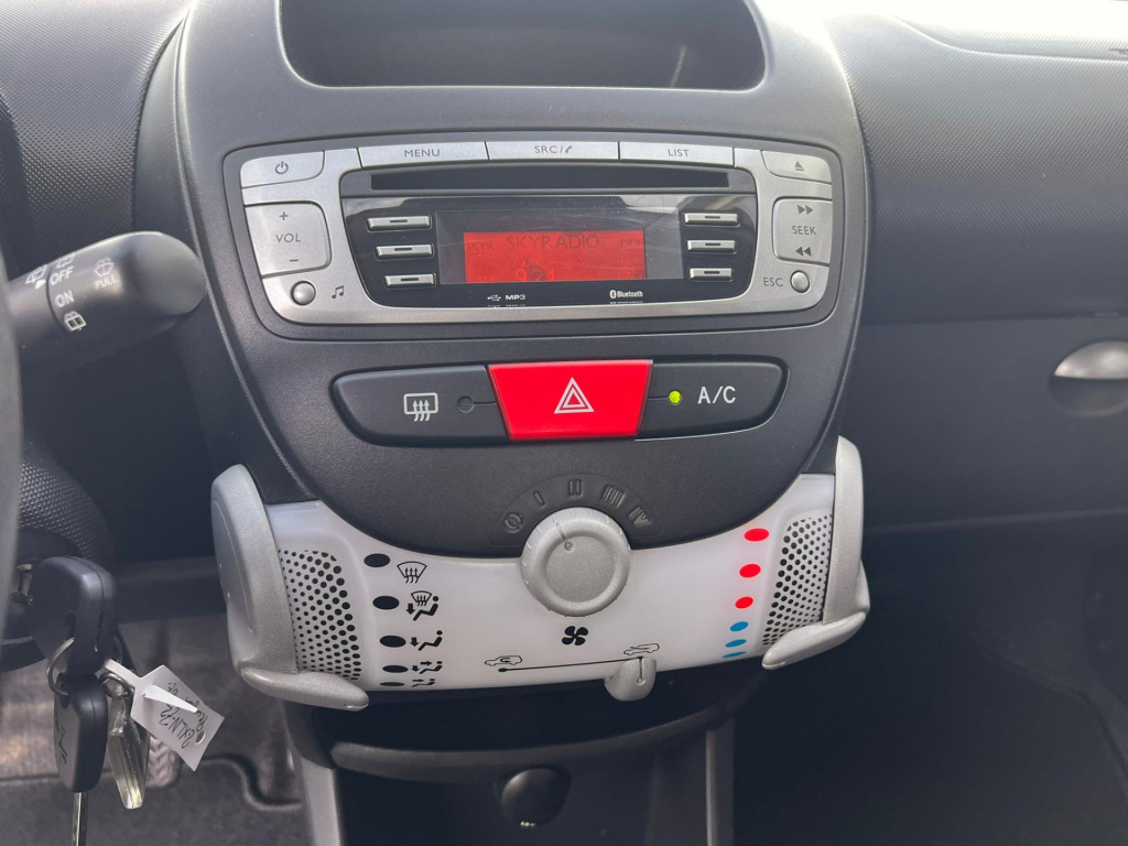 Peugeot 107