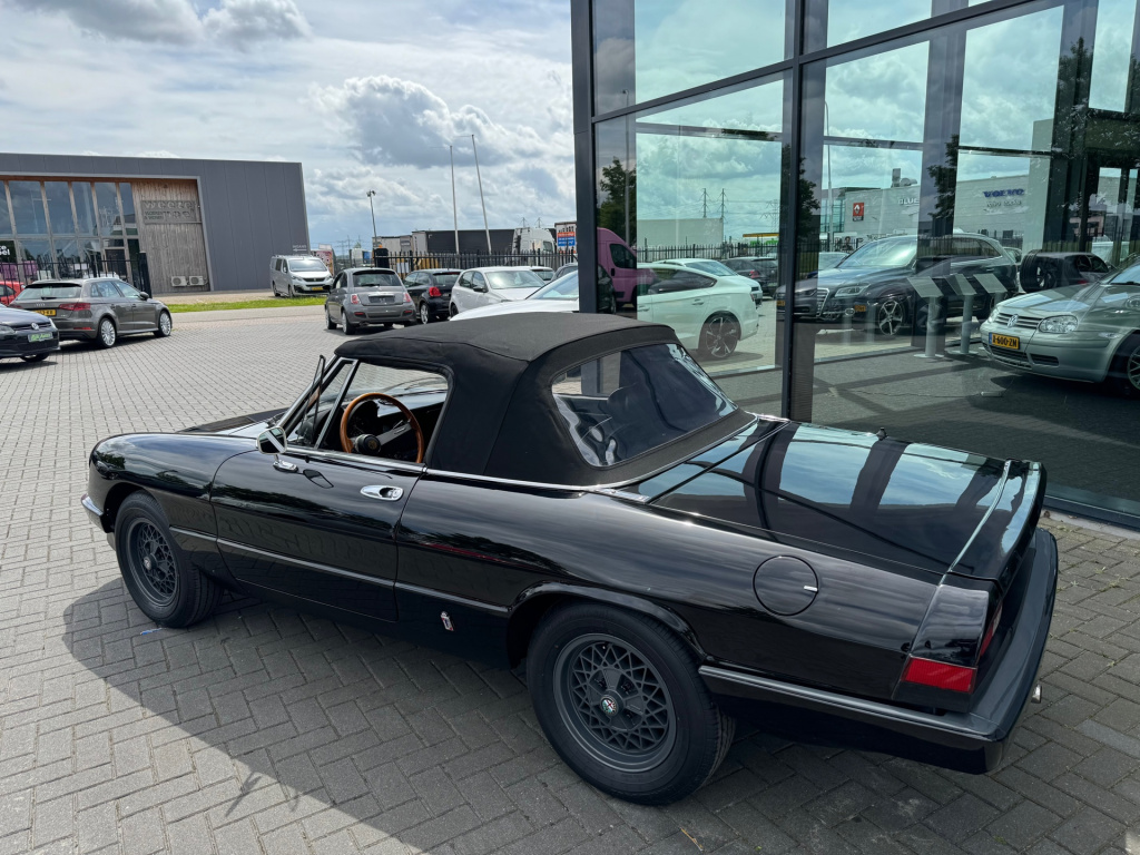 Alfa Romeo Spider
