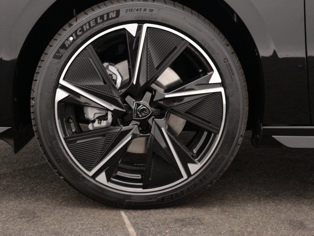Peugeot E-308