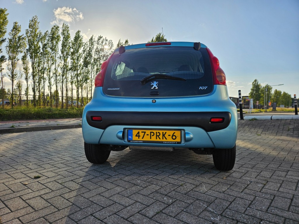 Peugeot 107
