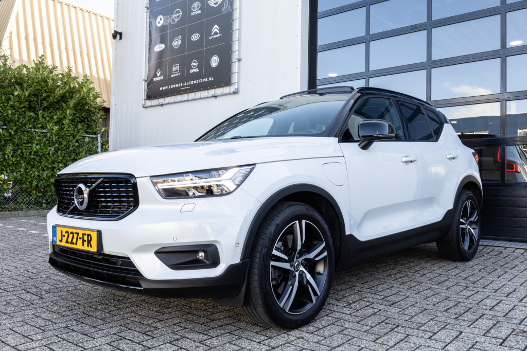 Volvo XC40