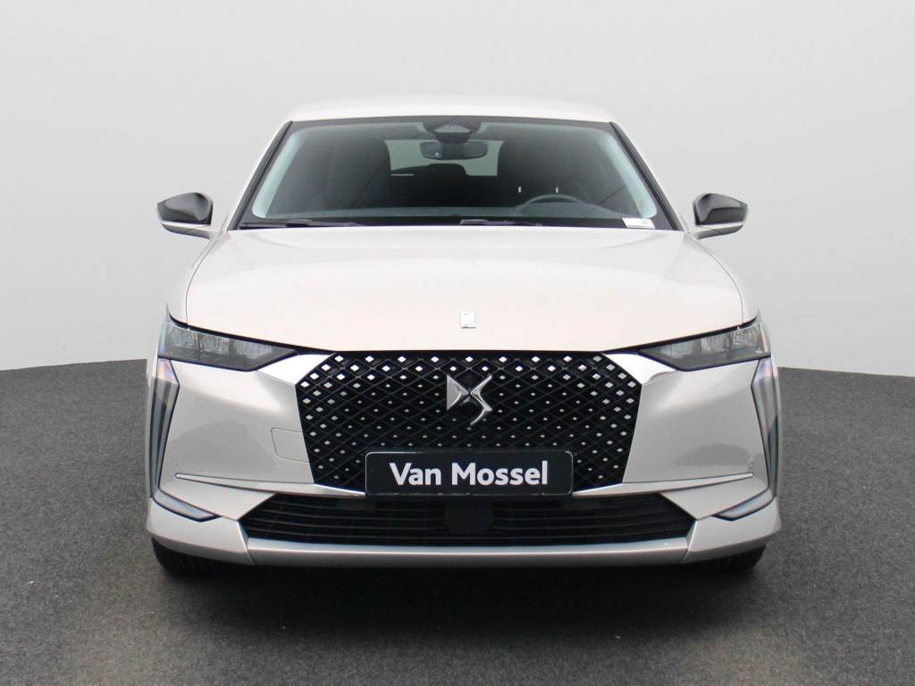 Ds Ds 4