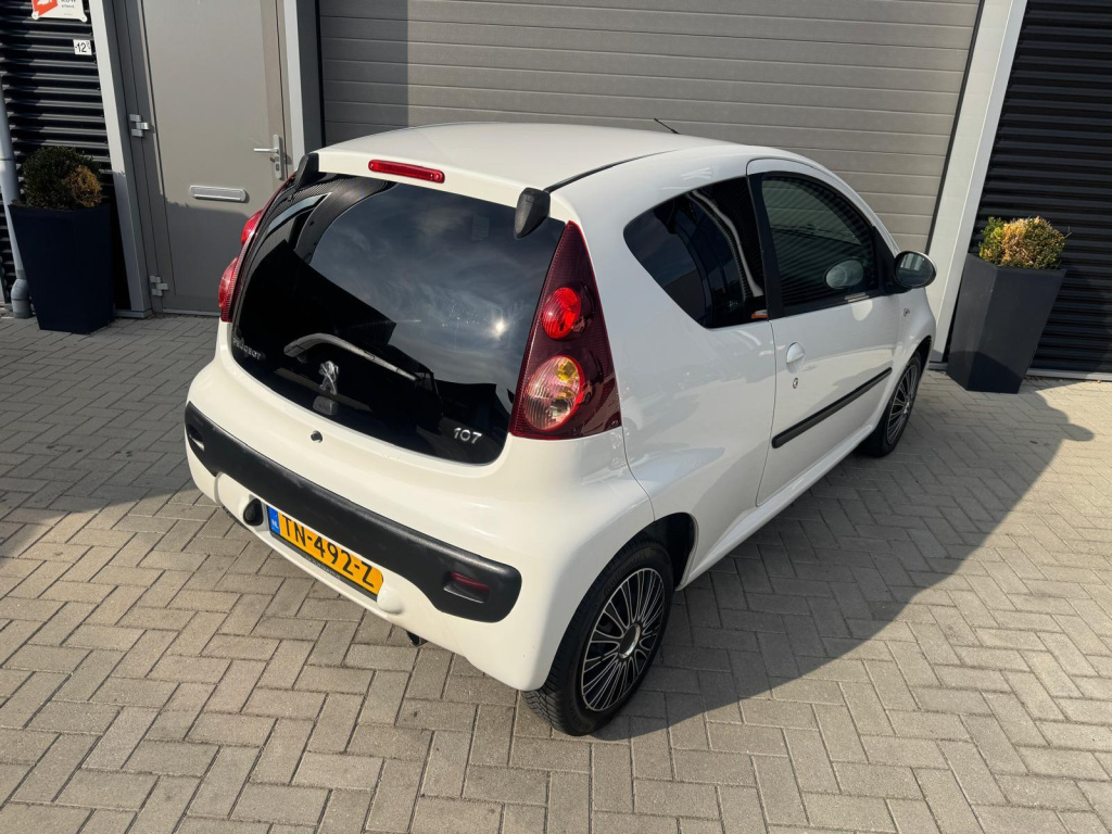 Peugeot 107
