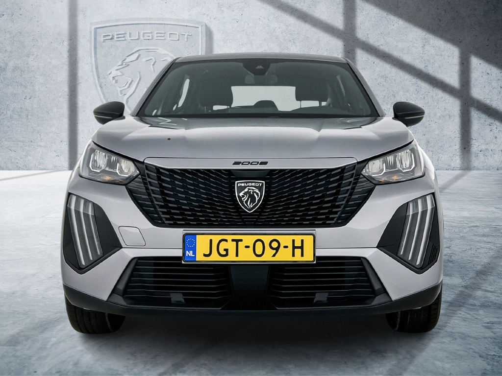 Peugeot E-2008