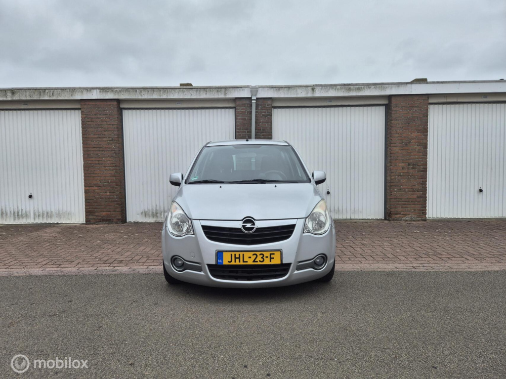 Opel Agila