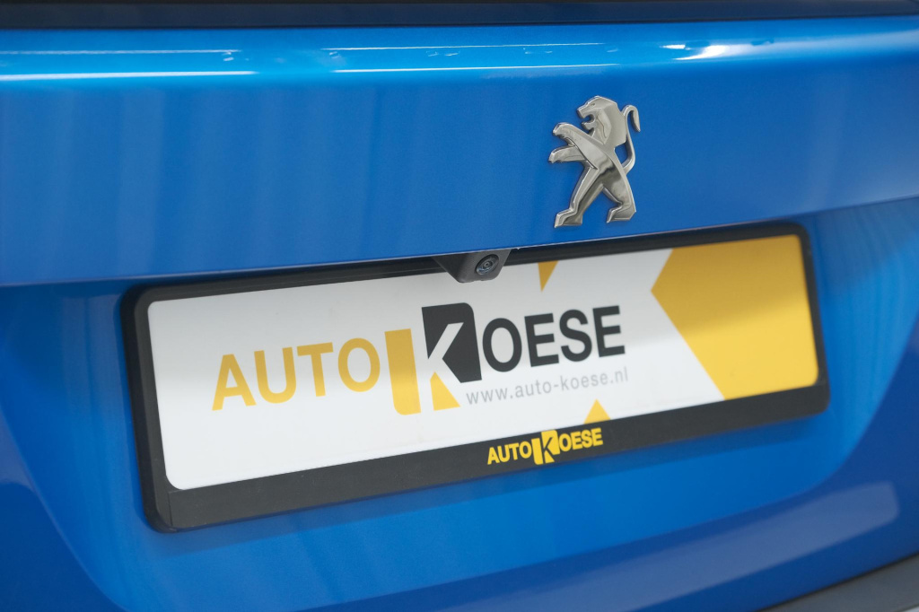Peugeot E-2008