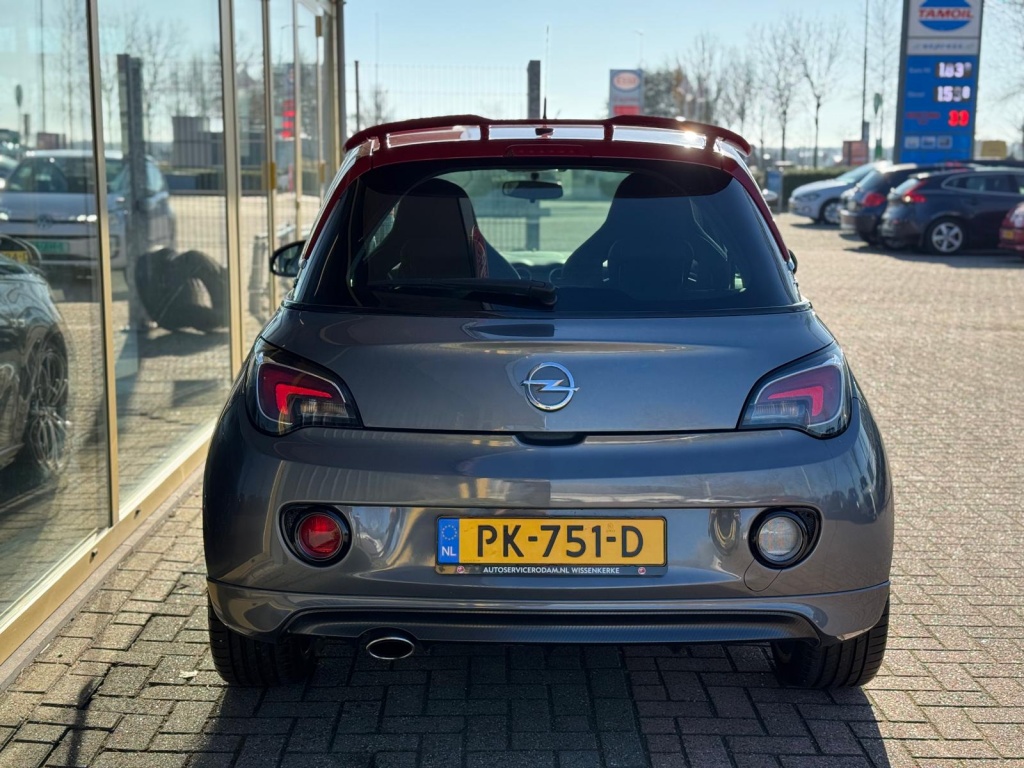 Opel Adam