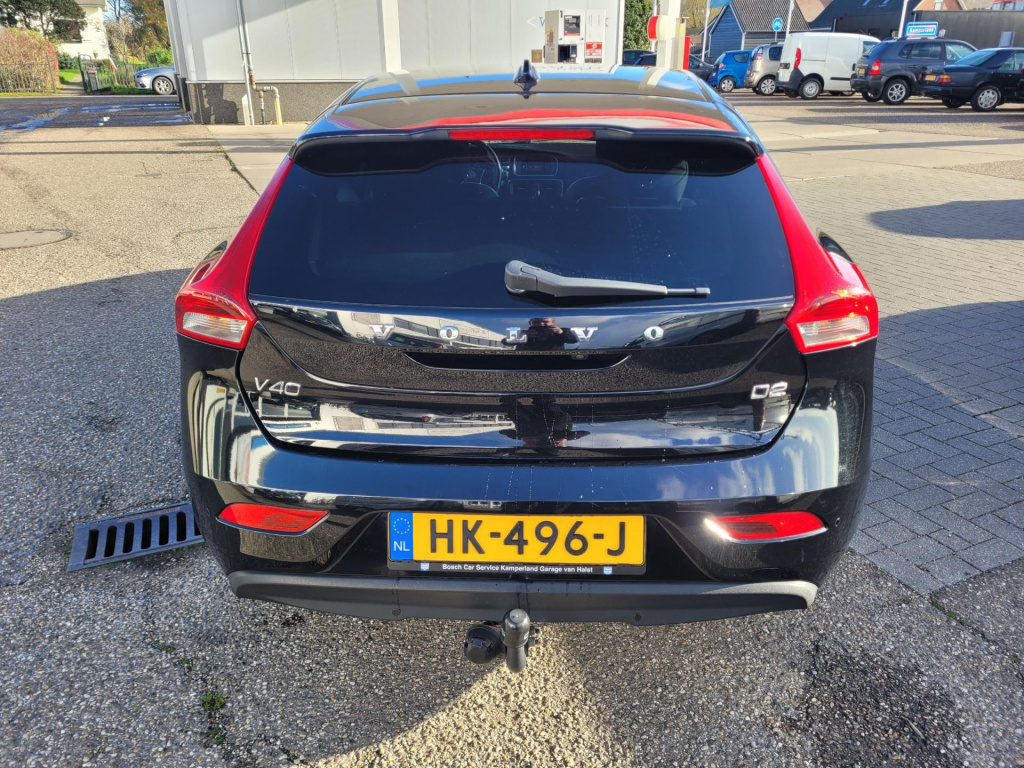 Volvo V40