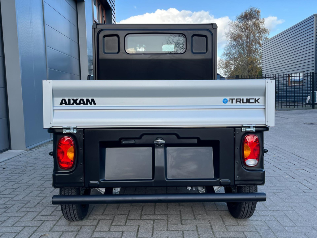 Aixam E-truck