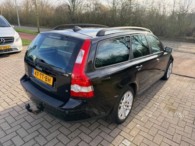Volvo V50