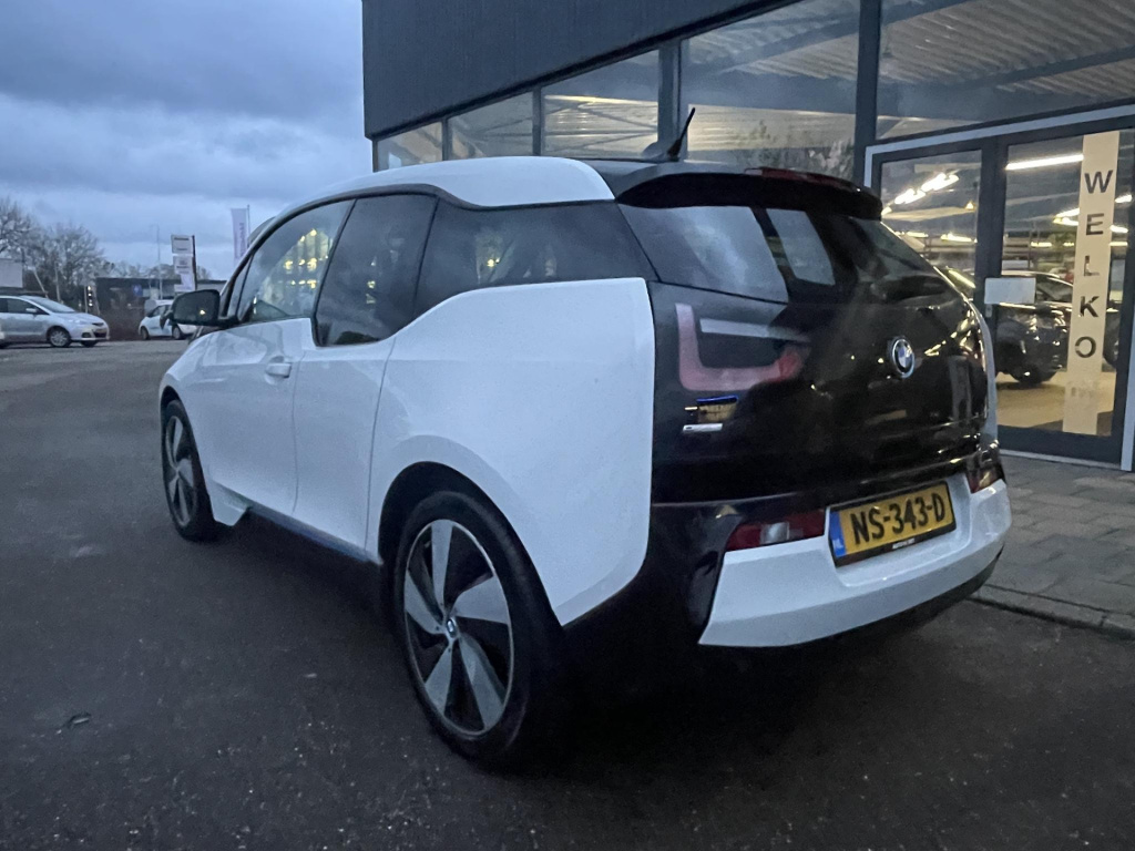 BMW I3