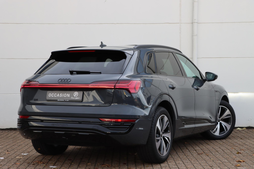 Audi Q8 E-tron