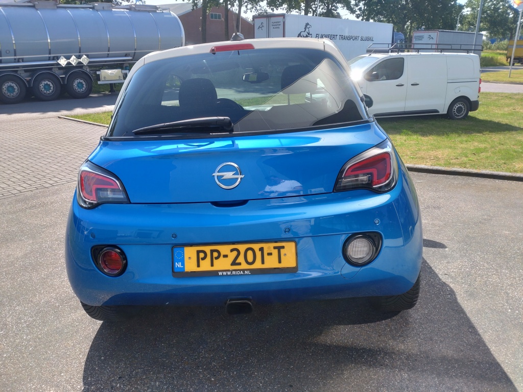 Opel Adam