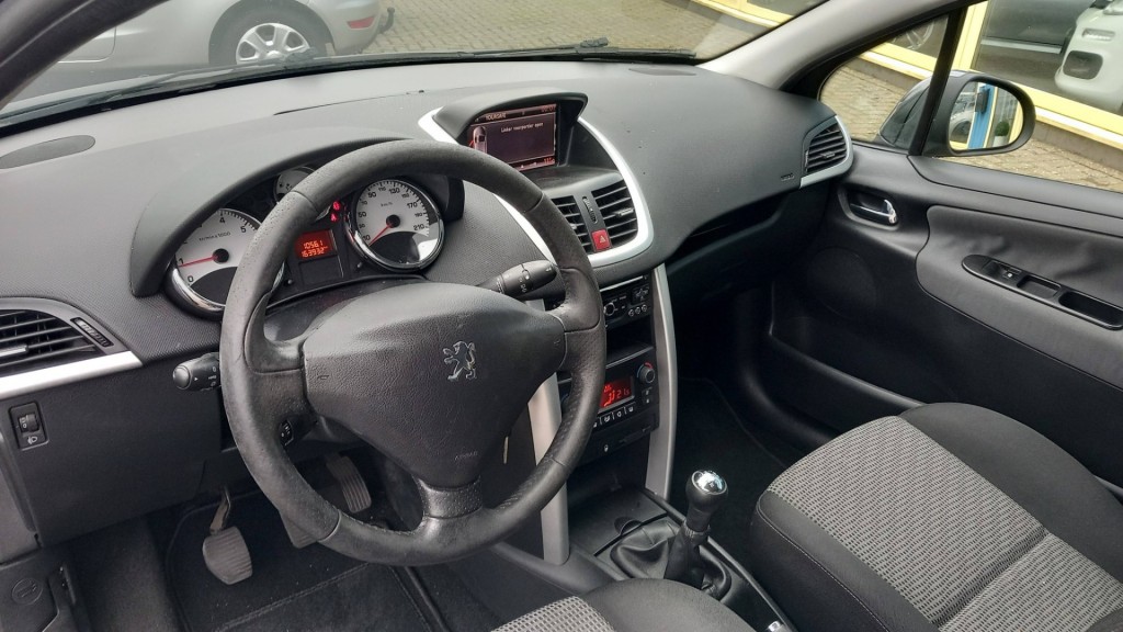 Peugeot 207