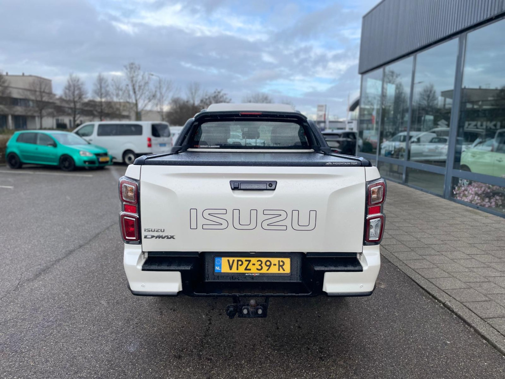 Isuzu D-max