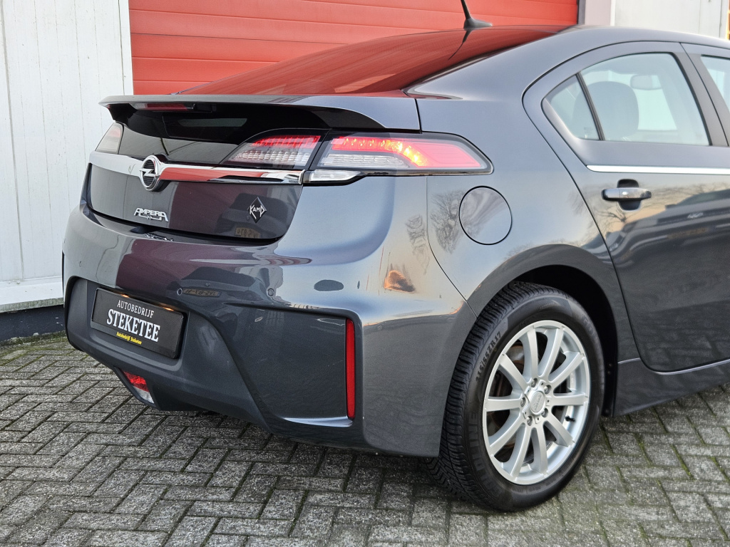 Opel Ampera