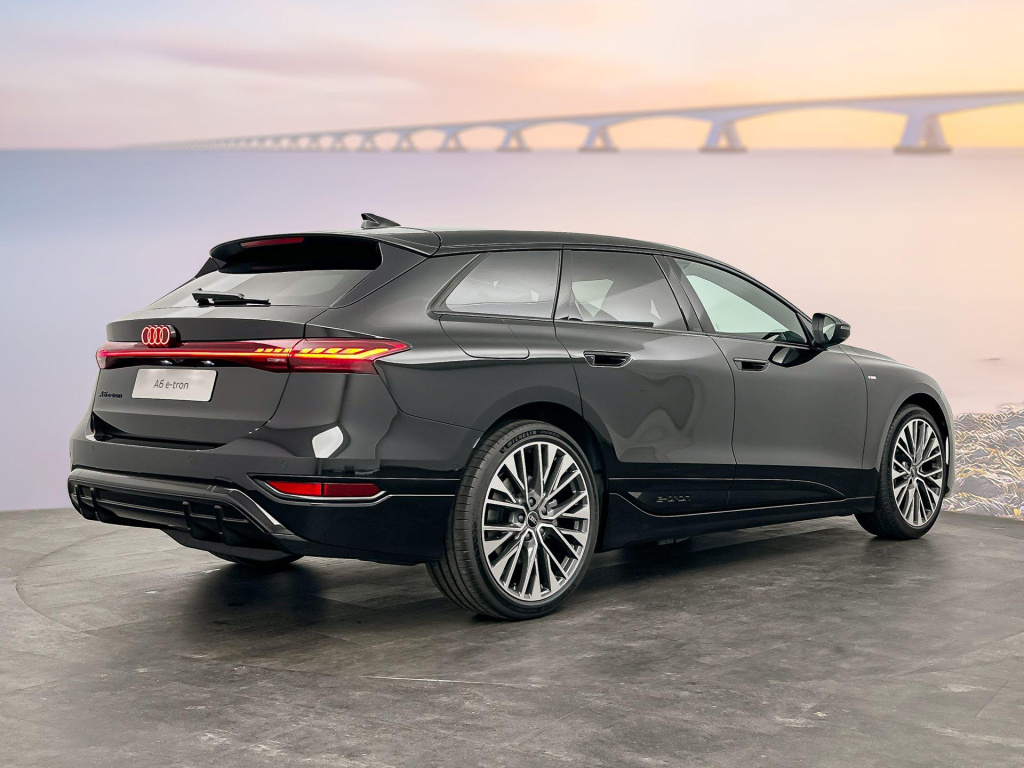 Audi A6 Avant E-tron