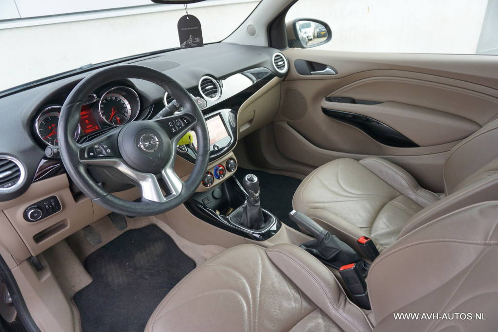Opel Adam