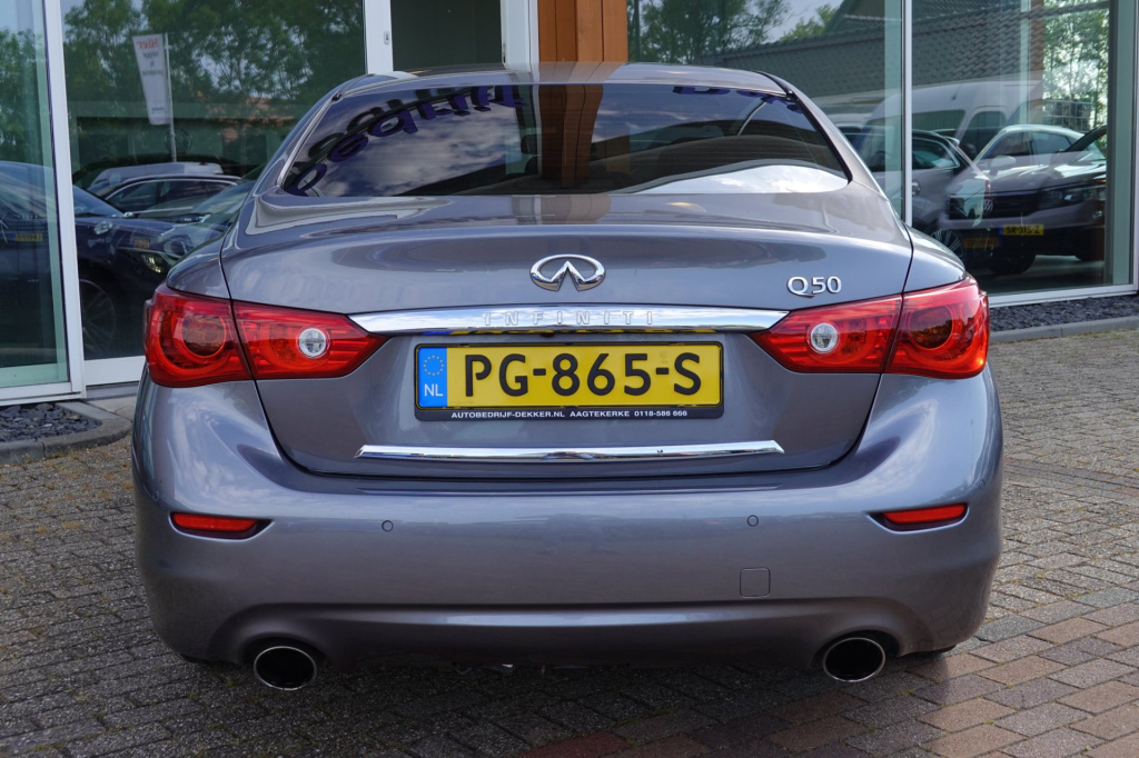 Infiniti Q50