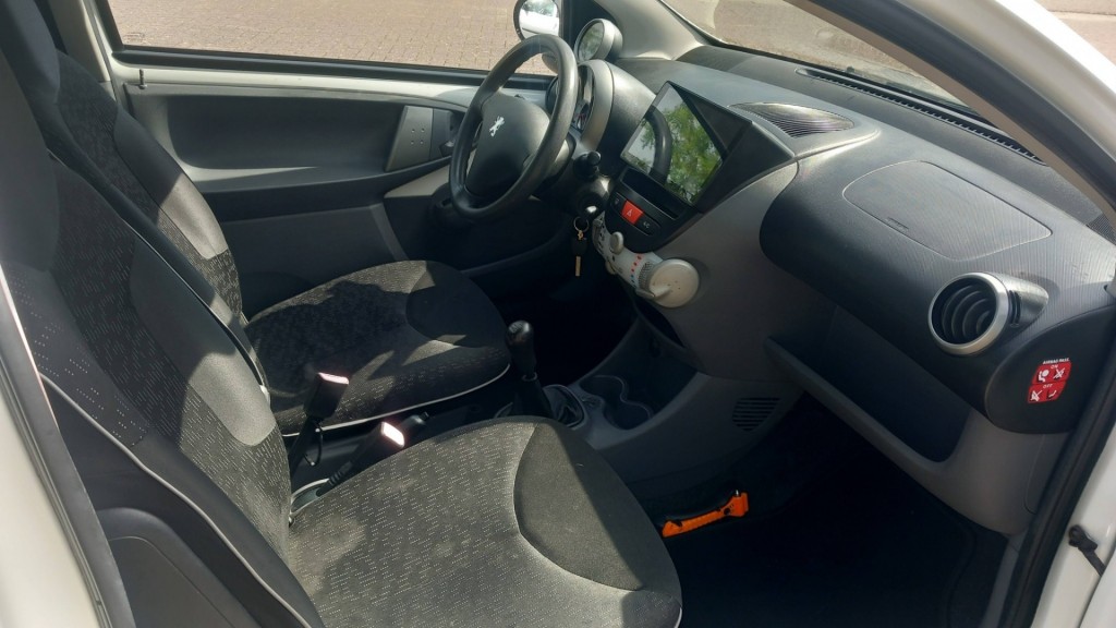 Peugeot 107