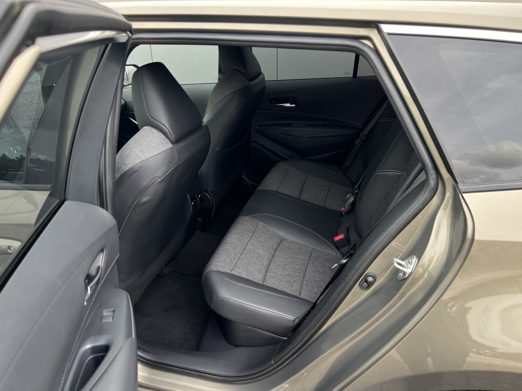 Toyota Corolla Touring Sports