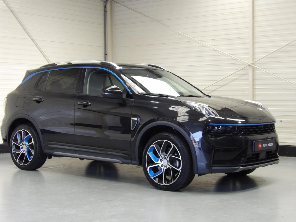 Lynk & Co 01
