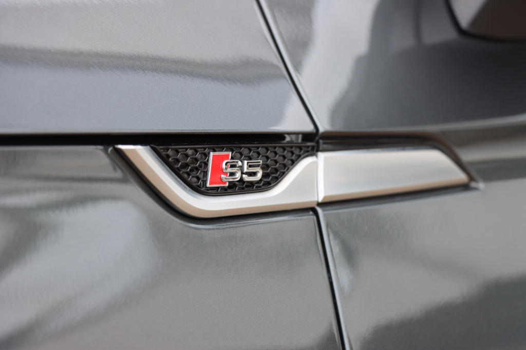 Audi S5