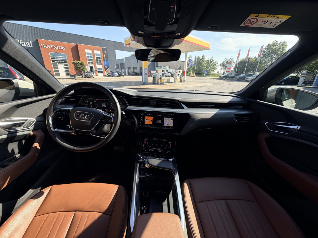 Audi Q8 Sportback E-tron