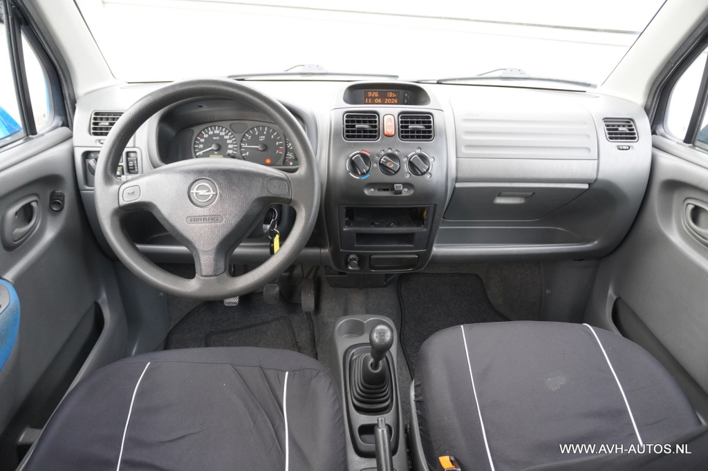 Opel Agila
