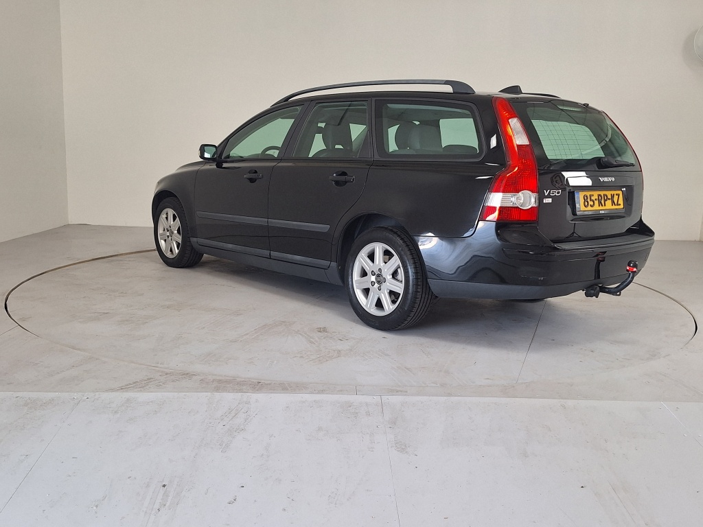 Volvo V50