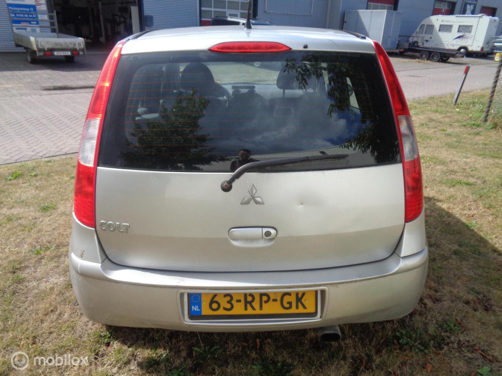 Mitsubishi Colt