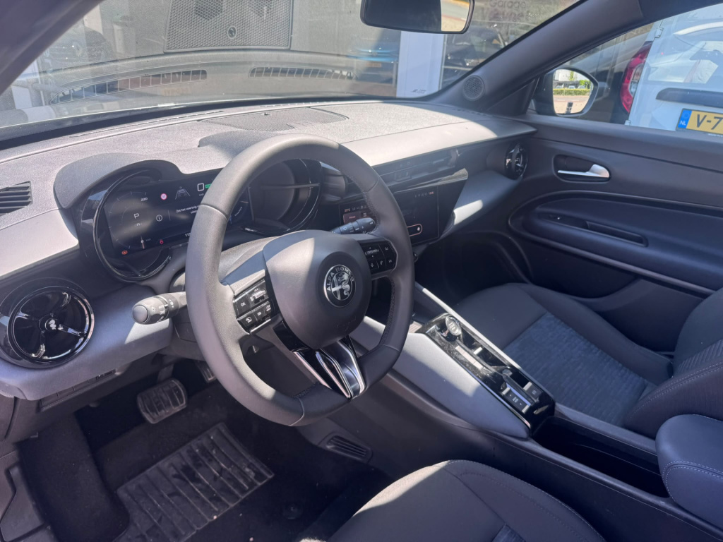 Alfa Romeo Junior