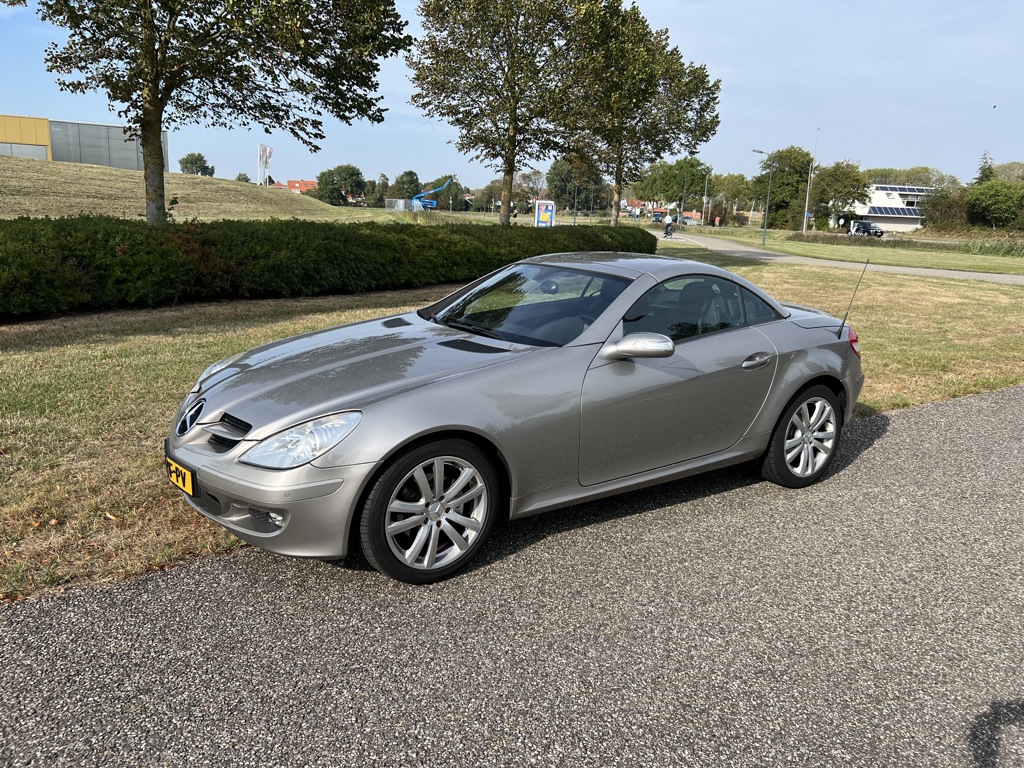 Mercedes-Benz SLK