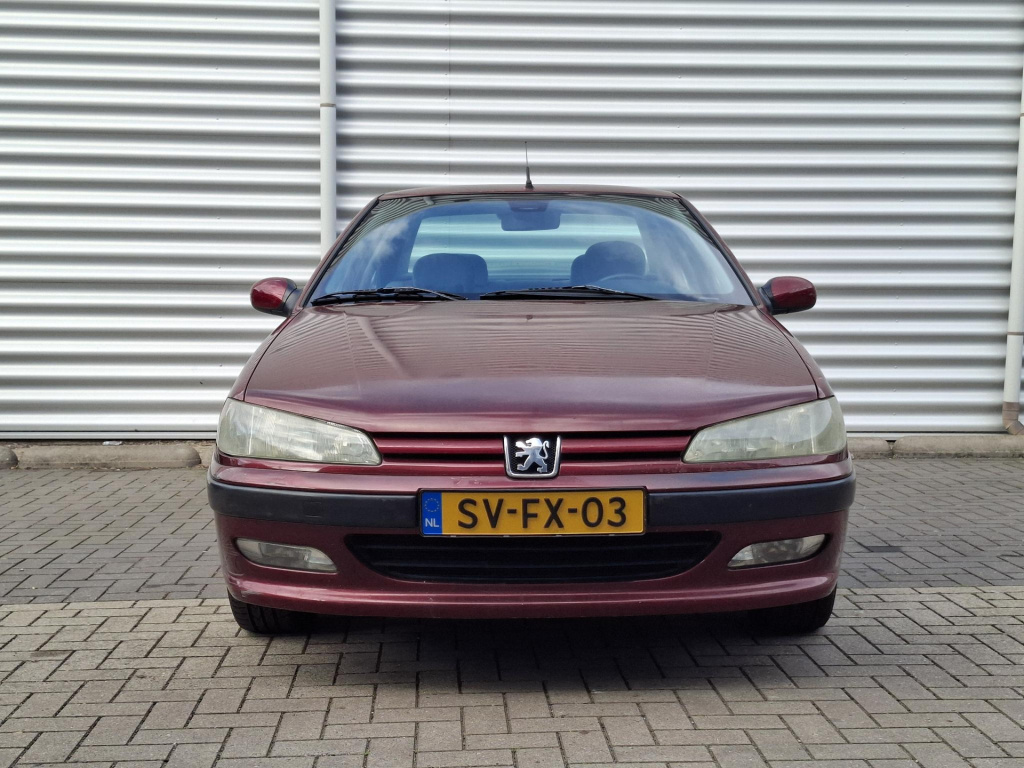 Peugeot 406
