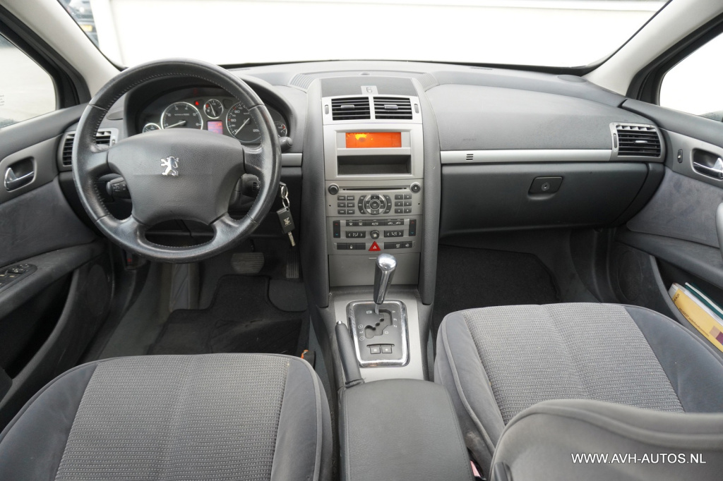 Peugeot 407