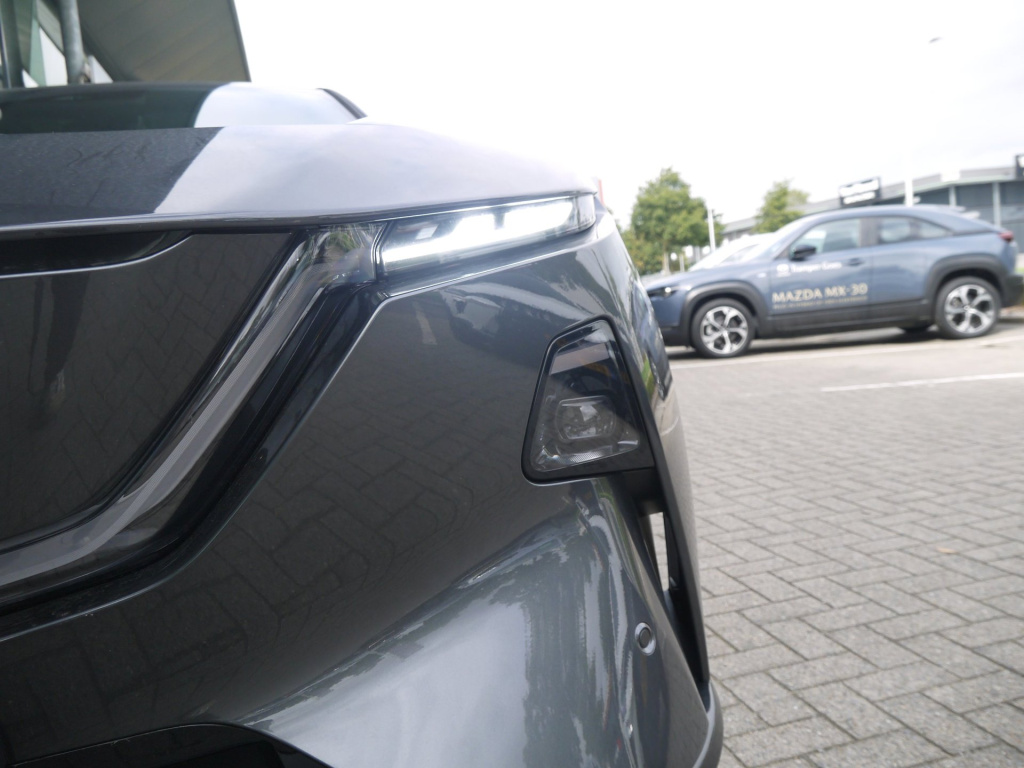 Mazda Cx-6e