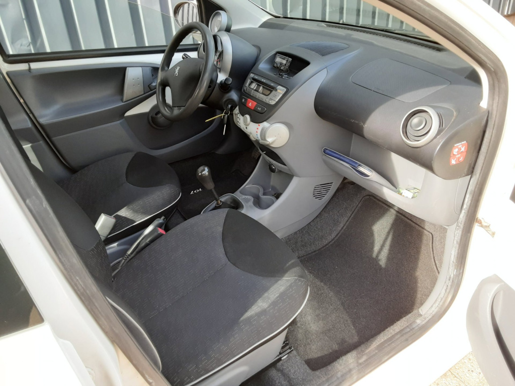 Peugeot 107