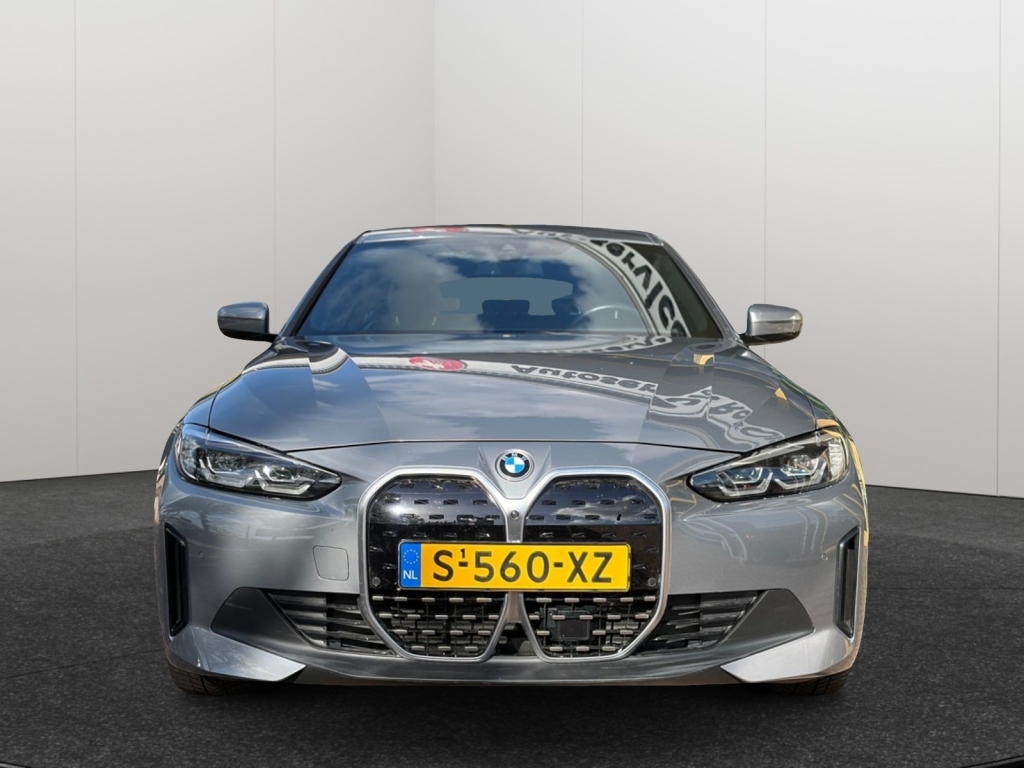 BMW I4