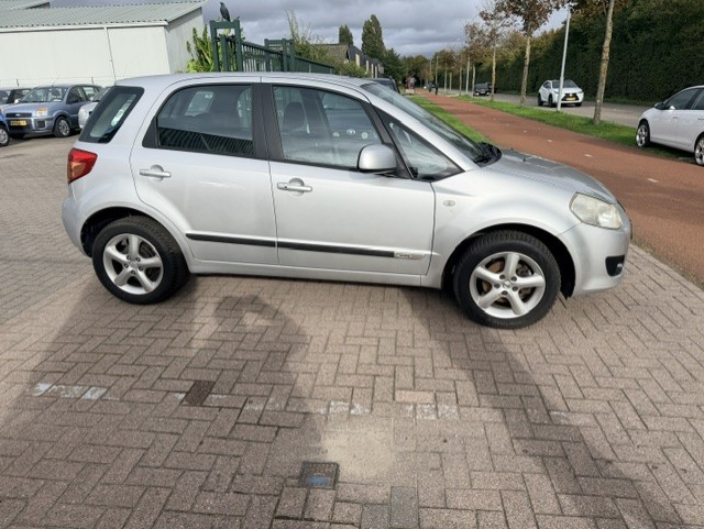 Suzuki Sx4