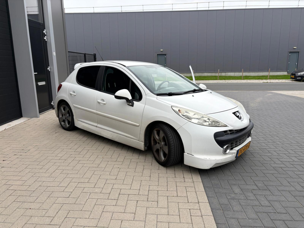 Peugeot 207