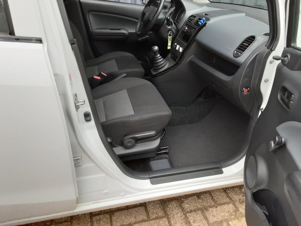 Opel Agila