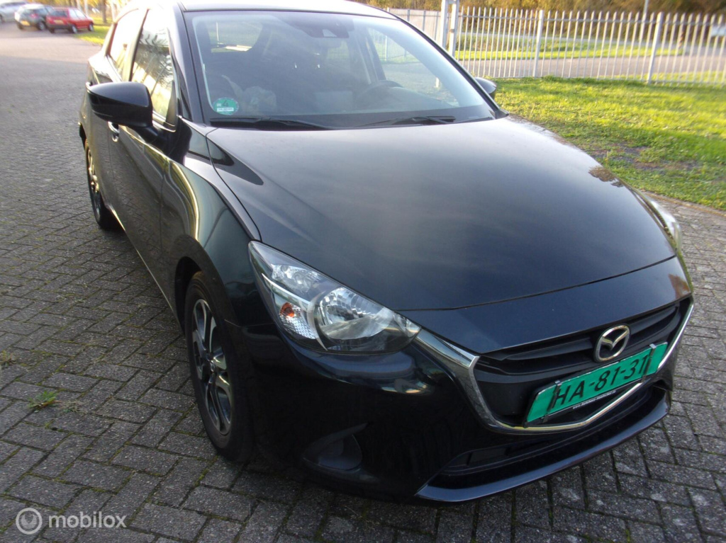 Mazda 2