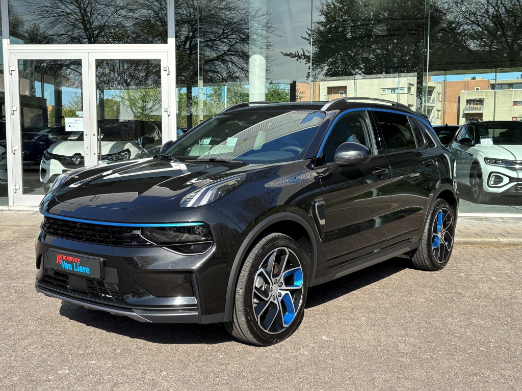 Lynk & Co 01