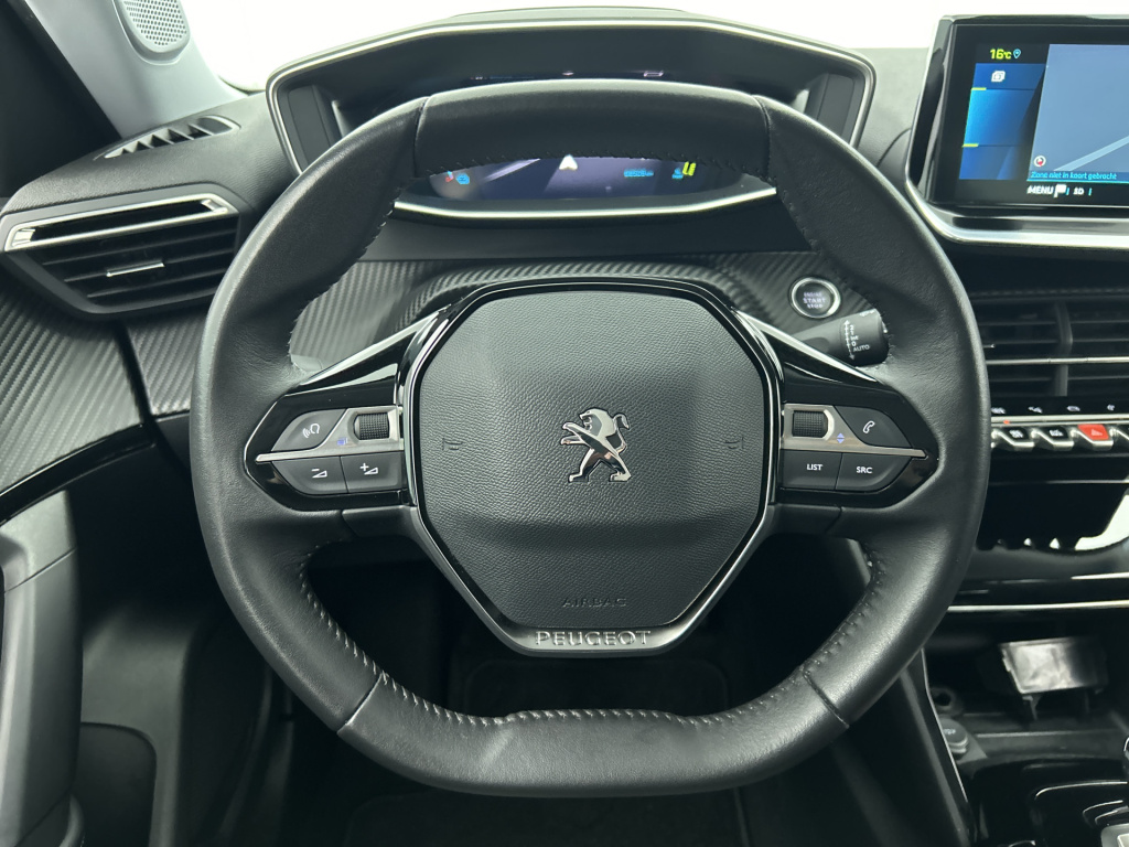 Peugeot E-2008
