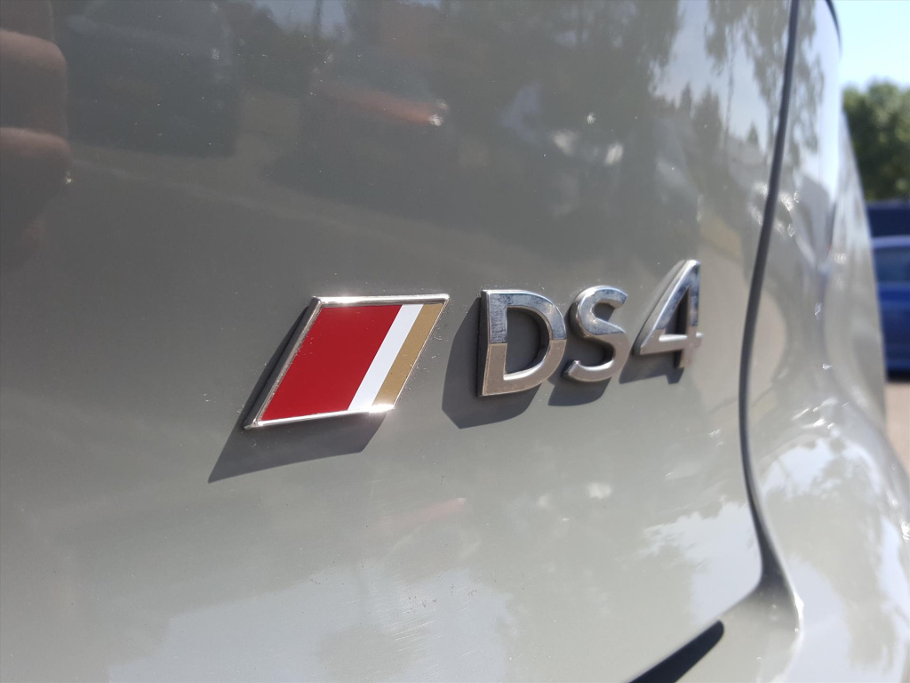 Ds Ds 4
