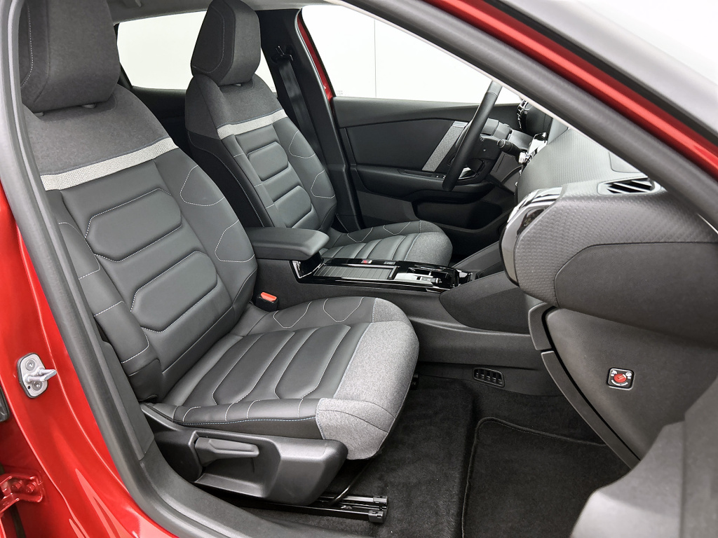 Citroen Ë-c4