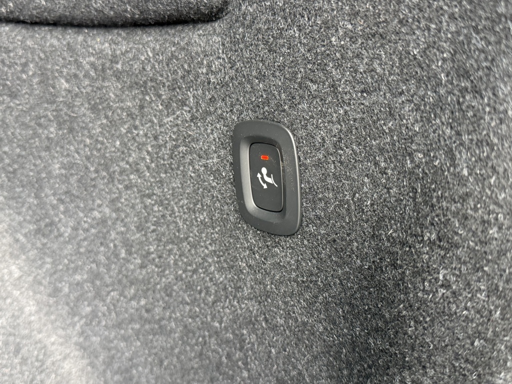 Volvo Ex40