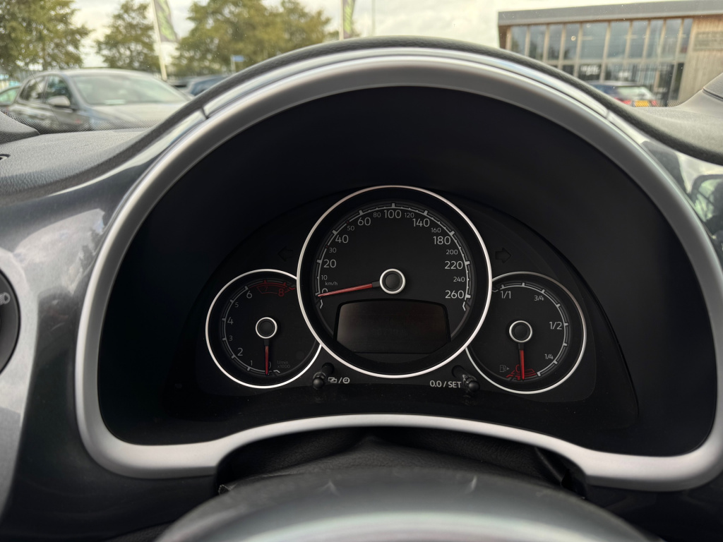 Volkswagen New Beetle