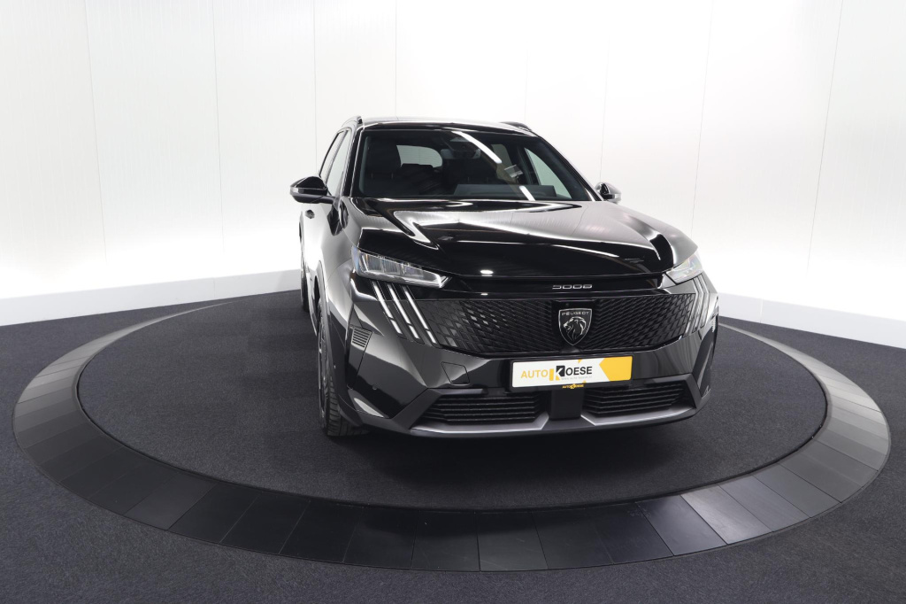 Peugeot E-5008